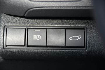 Toyota C-HR+
