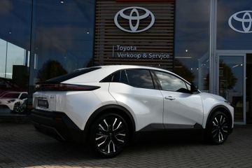 Toyota C-HR+