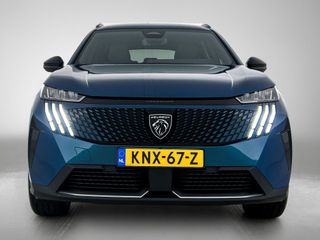 Peugeot e-5008