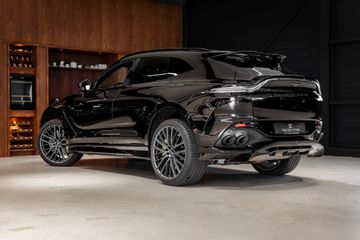 Aston Martin DBX