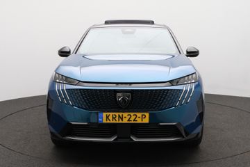 Peugeot e-3008