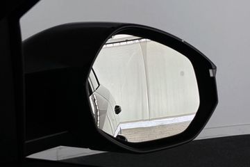Peugeot e-3008