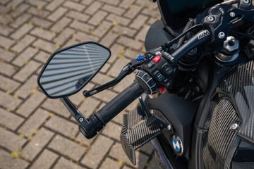 BMW M 1000 R