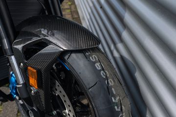 BMW M 1000 R