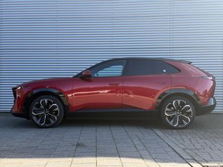 Mazda CX-6e