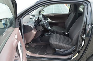 Toyota iQ