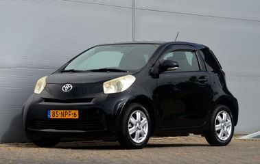 Toyota iQ
