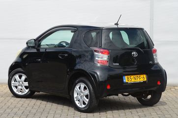 Toyota iQ