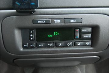 Lincoln Town Car