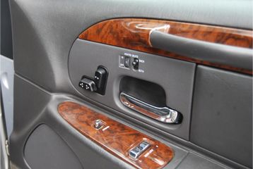 Lincoln Town Car
