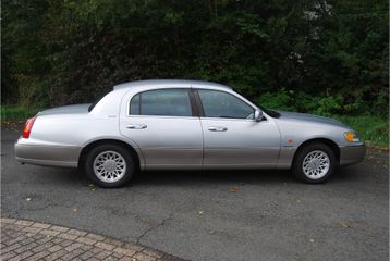 Lincoln Town Car