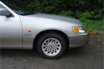 Lincoln Town Car