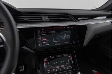 Audi Q8 Sportback e-tron