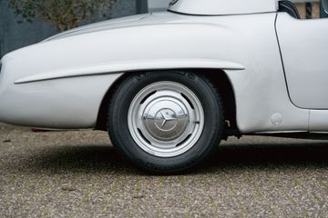 Mercedes-Benz 190