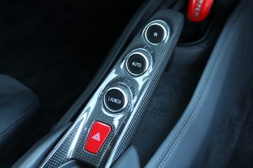 Ferrari F8 Tributo