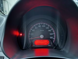Nissan Pixo