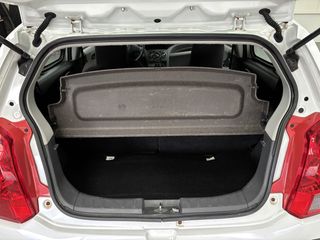 Nissan Pixo