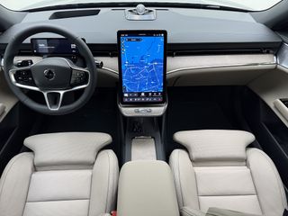 Volvo ES90