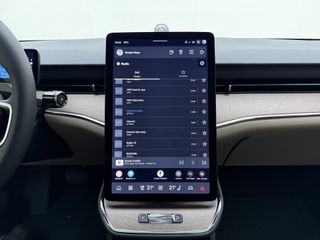 Volvo ES90