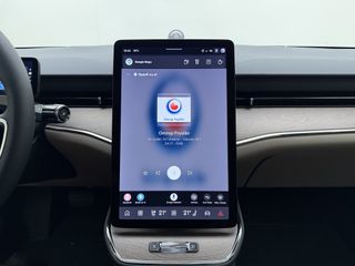 Volvo ES90