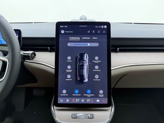 Volvo ES90