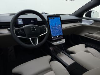 Volvo ES90