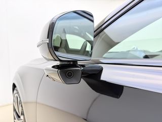 Volvo ES90