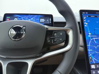 Volvo ES90