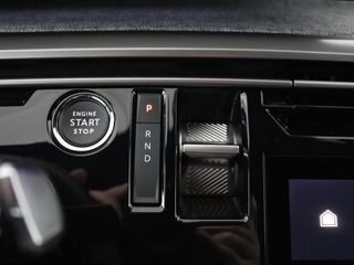 Peugeot e-3008