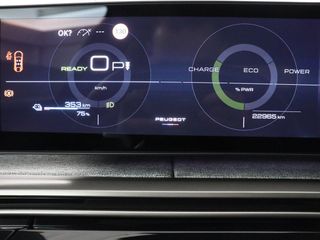 Peugeot e-3008