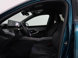 Peugeot e-3008
