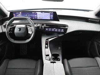 Peugeot e-3008