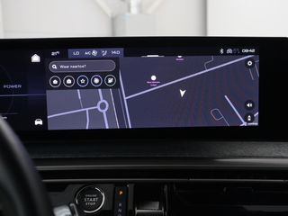 Peugeot e-3008
