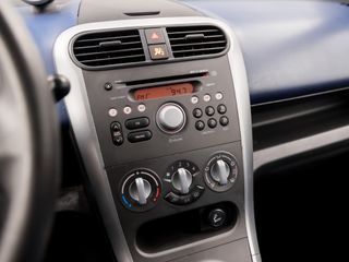 Opel Agila