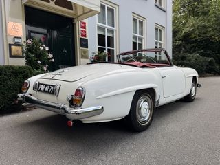 Mercedes-Benz 190