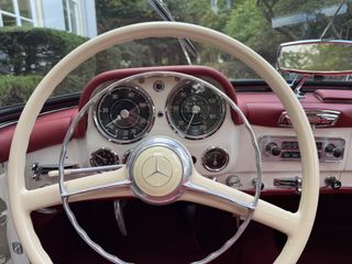 Mercedes-Benz 190