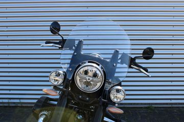 BMW R 18