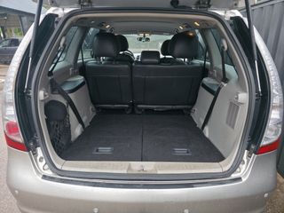 Mitsubishi Grandis