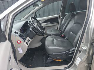 Mitsubishi Grandis