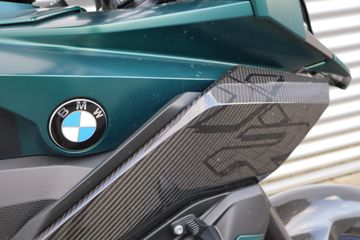 BMW M 1000 XR