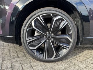 Mazda CX-6e