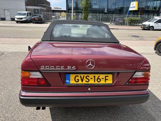 Mercedes-Benz 300