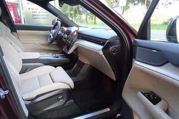 Volvo EX90