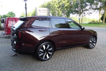 Volvo EX90