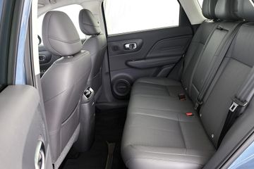 Leapmotor B10