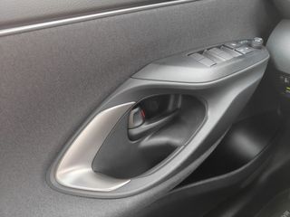 Mazda 2 Hybrid