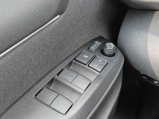 Mazda 2 Hybrid