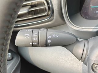 Mazda 2 Hybrid