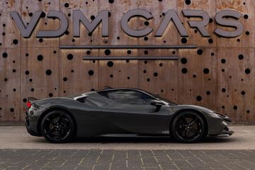 Ferrari SF90 Stradale