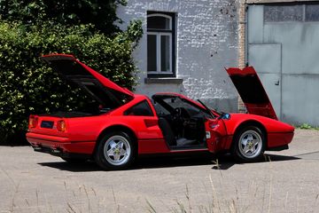 Ferrari 328